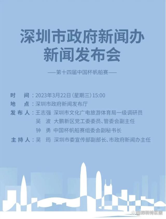 父亲从小出轨，而且闹的满城皆知，母亲在痛苦中撒手人寰，有刘家辉这个父亲，可能比宋婉婷那种早早失去父母的还要难得多，毕竟这家伙不是什么省油的灯，平时肯定不少给刘曼琼添堵。